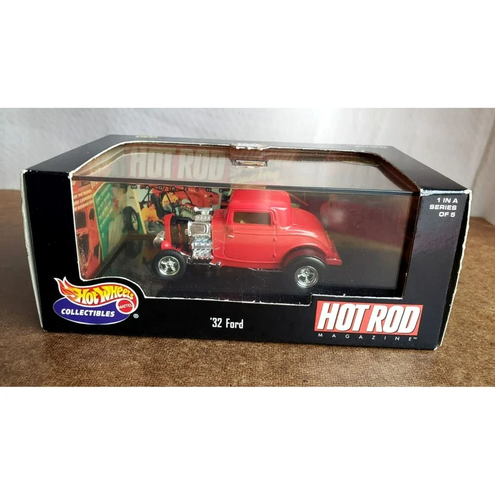 2000 HOT WHEELS COLLECTIBLES 1932 FORD RED #1/5 HOT ROD SERIES I MAGAZINE 1:43